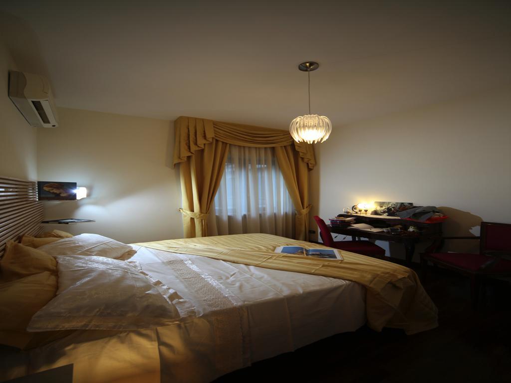 Bed and Breakfast Napoli Porta Di Mare Habitación foto